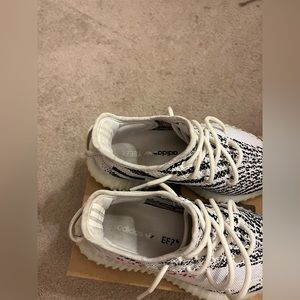 Yeezy Boost 350 V2 Zebra size 5.5 mens. Great condition. Have tags.